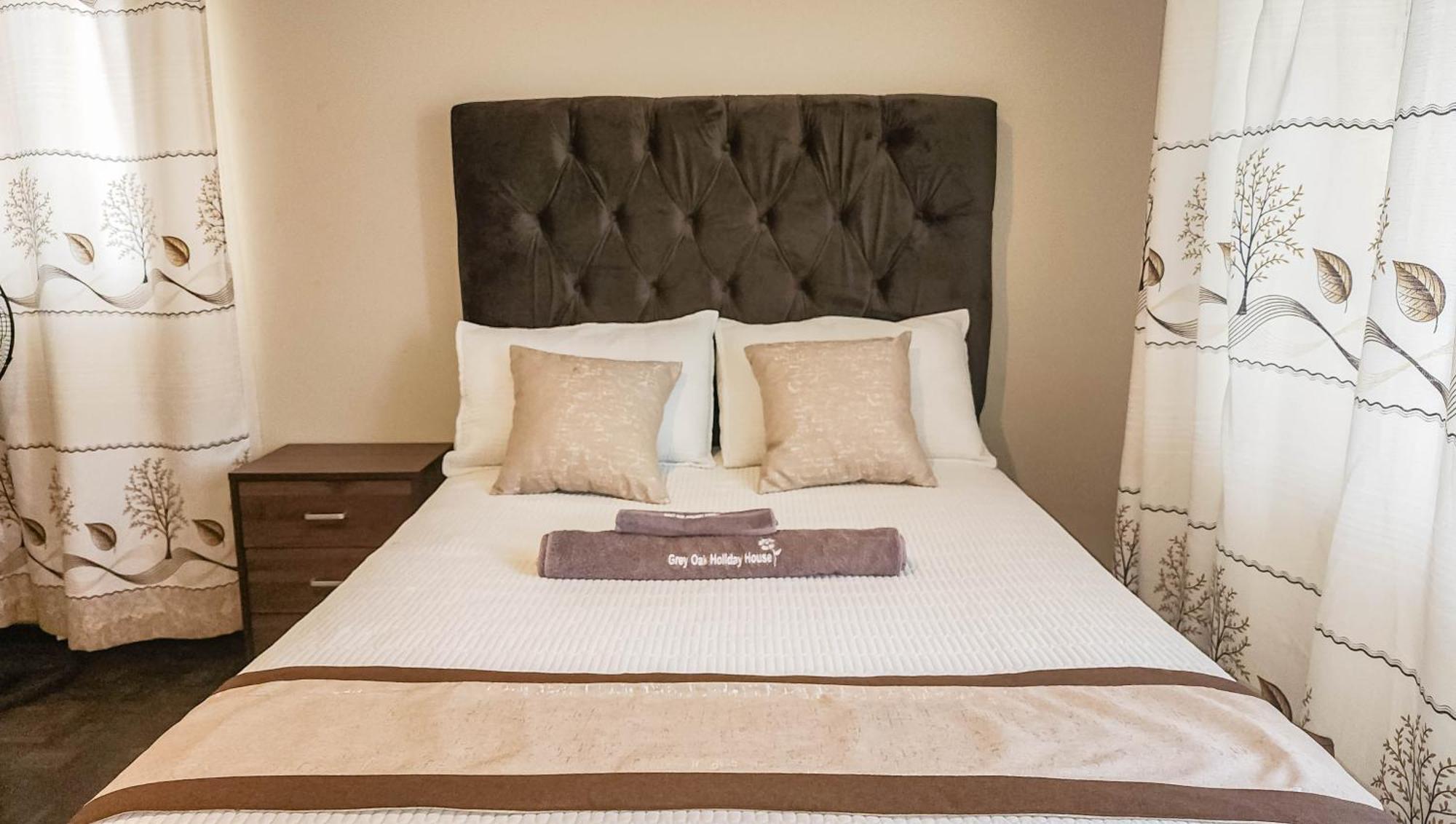 Grey Oak Holiday House Bulawayo Εξωτερικό φωτογραφία