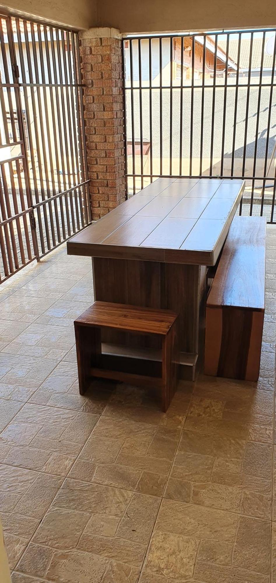 Grey Oak Holiday House Bulawayo Εξωτερικό φωτογραφία