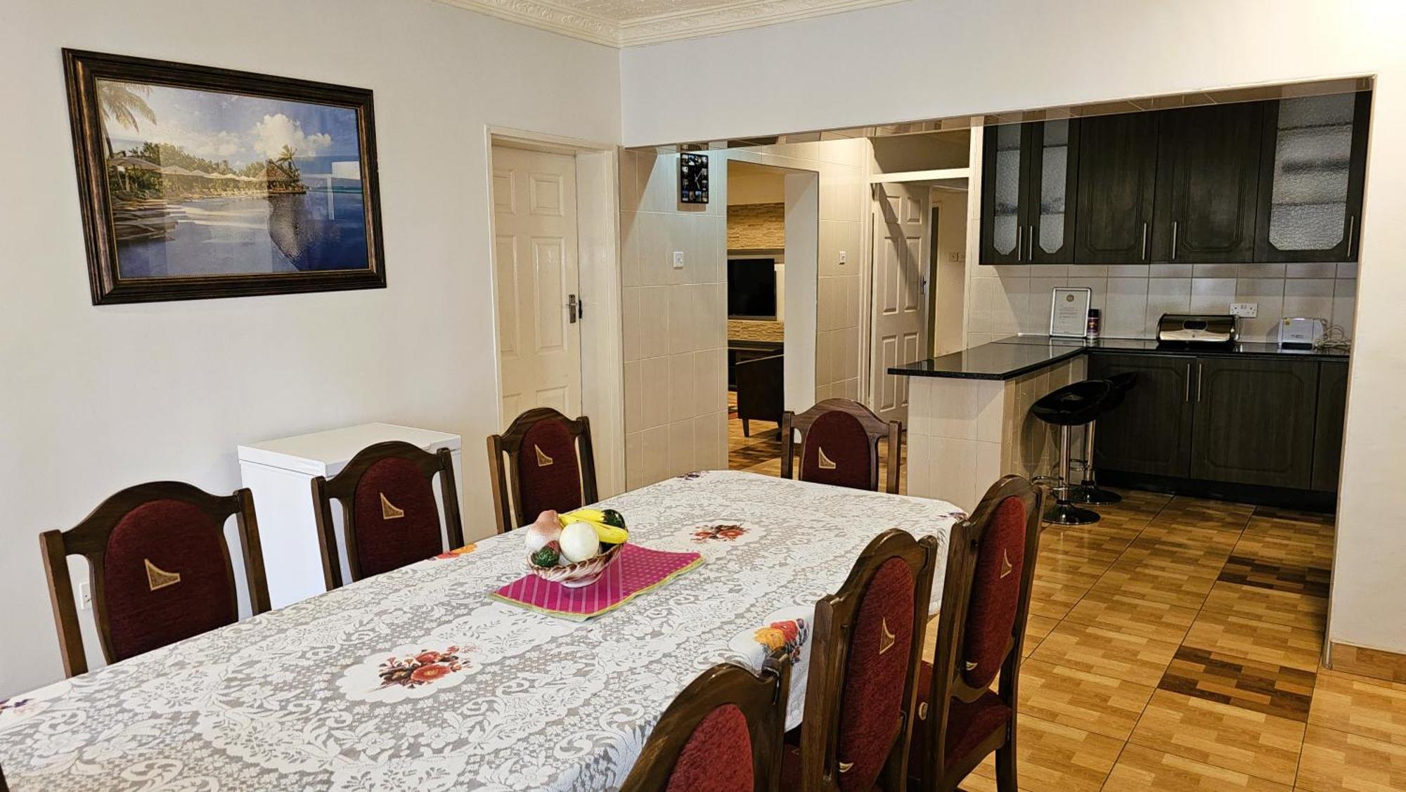 Grey Oak Holiday House Bulawayo Εξωτερικό φωτογραφία