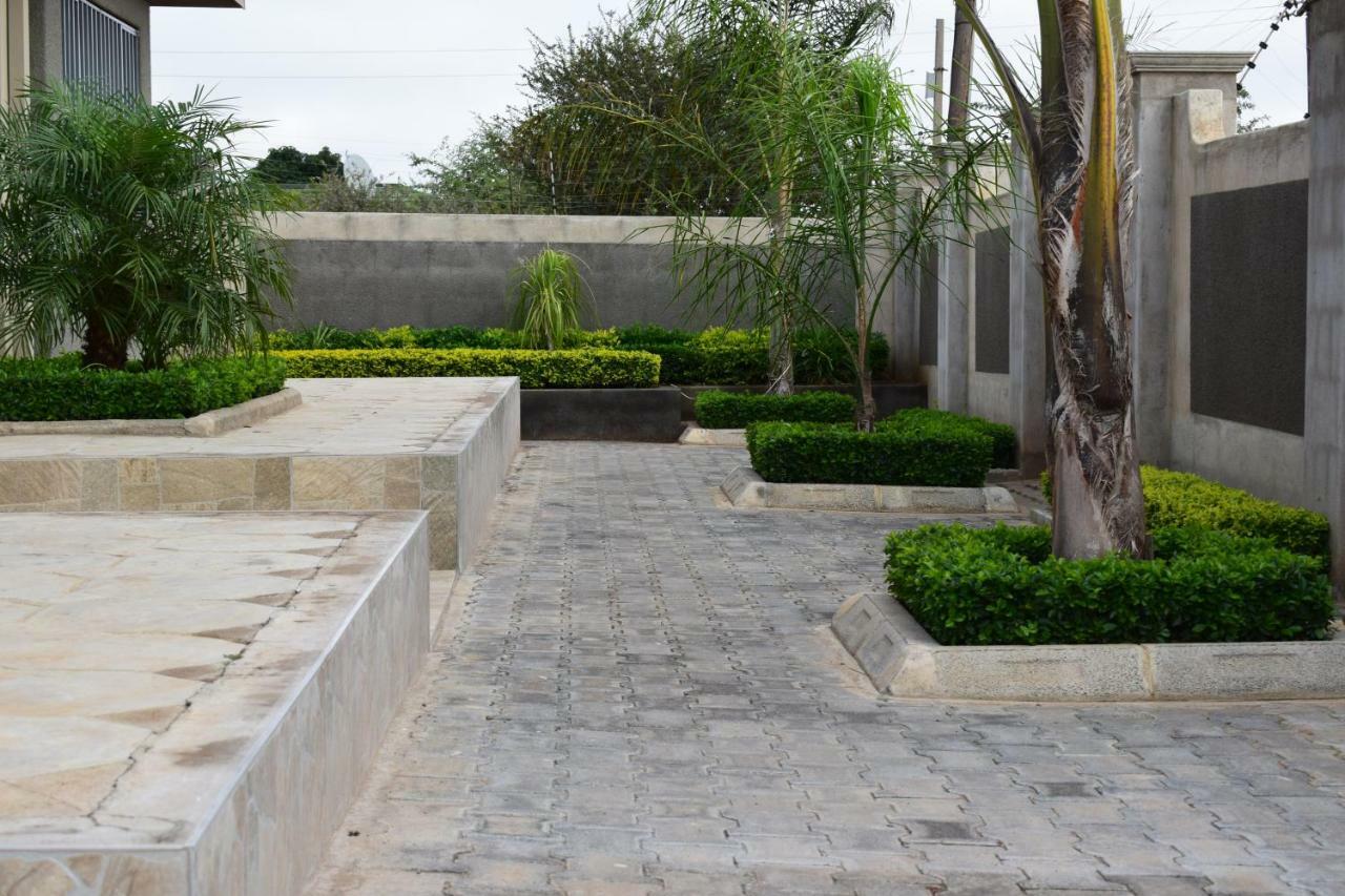 Grey Oak Holiday House Bulawayo Εξωτερικό φωτογραφία